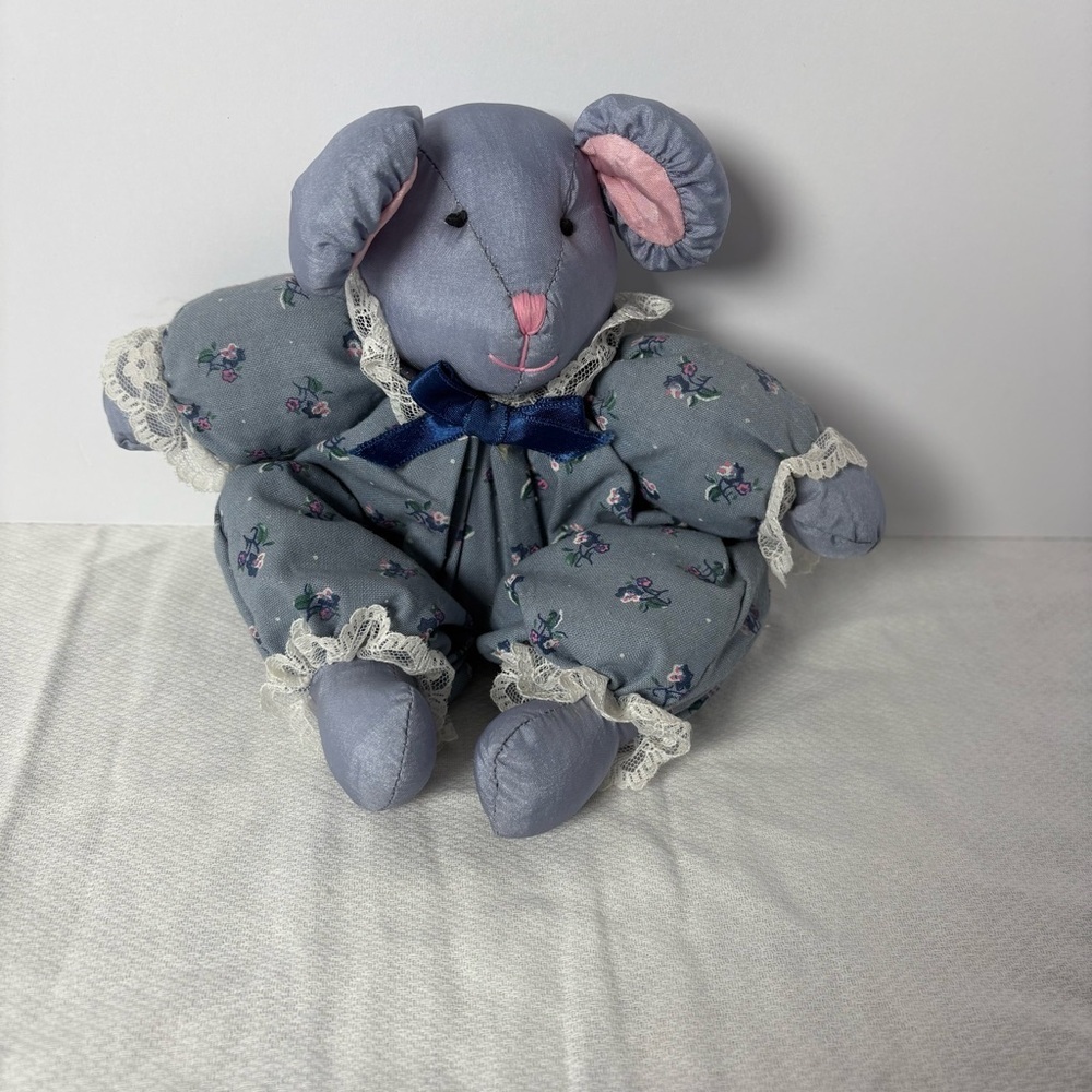 Vintage House of Lloyd Shelley Spool Mouse